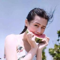 娱乐吃瓜酱女生p图,揭秘网红滤镜下的真实面貌